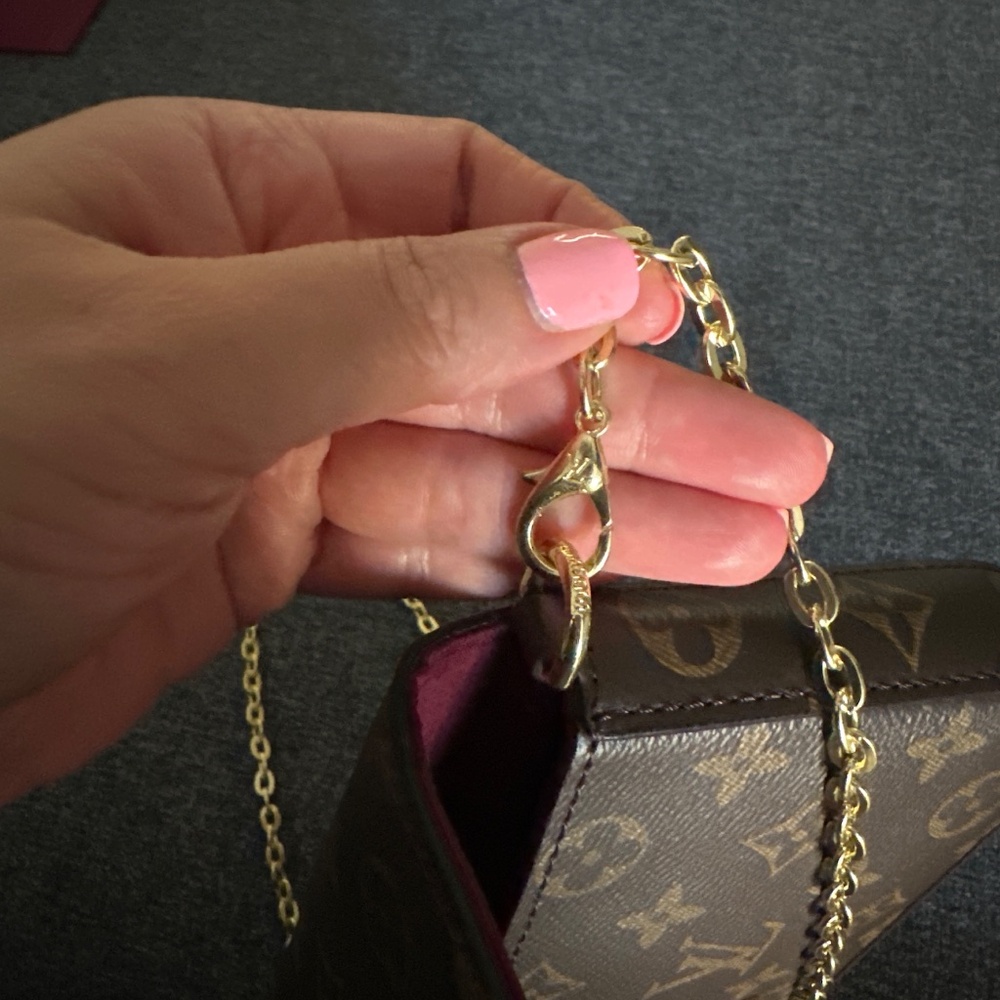 Brown and burgundy crossbody purse - Picture 10 of 13